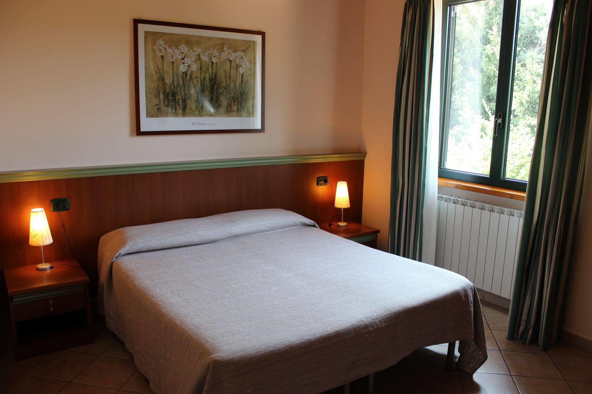 Villa Giglio Arsago Seprio Екстер'єр фото